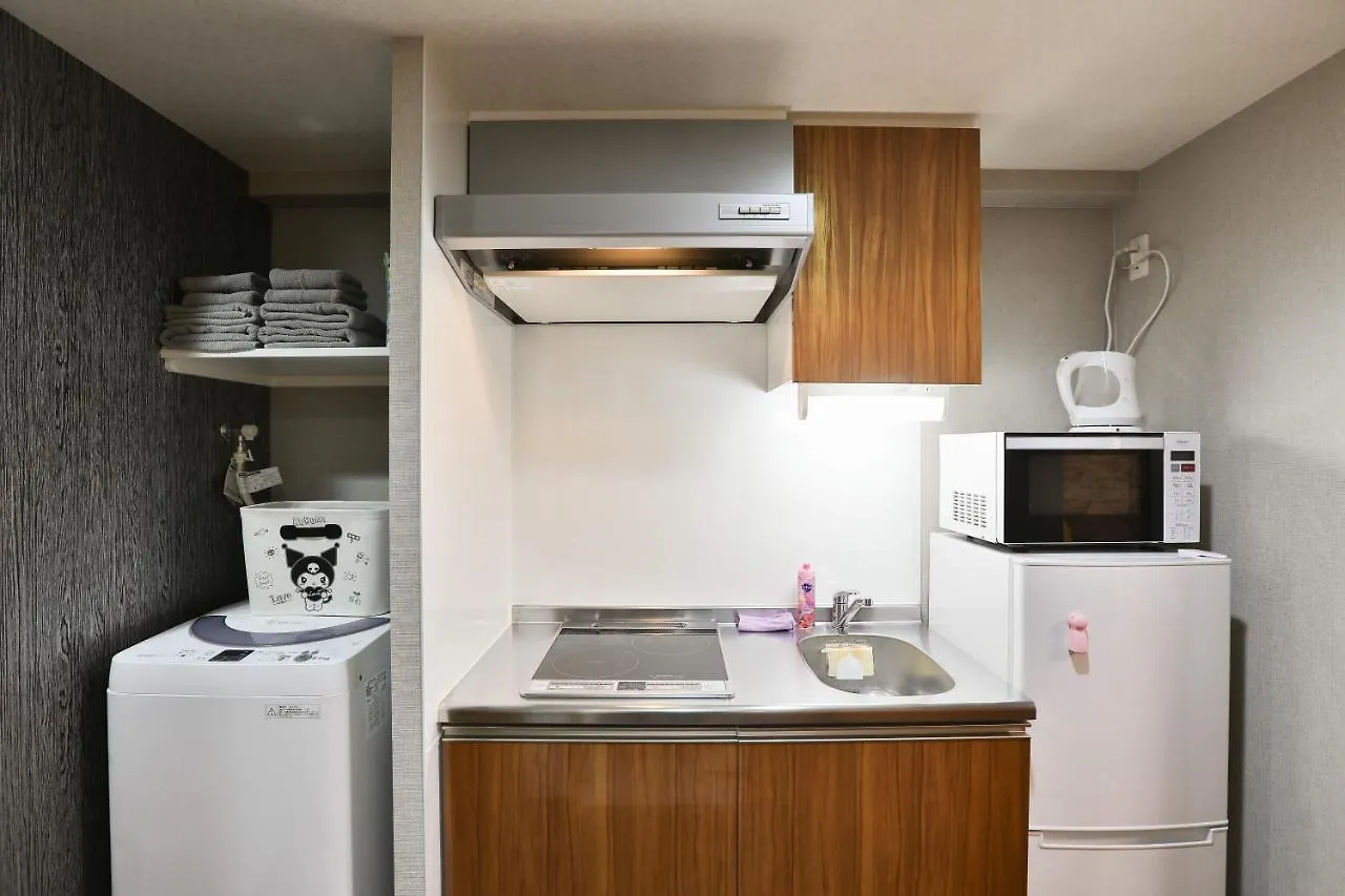 Tc House: Central Namba Oasis near Kuromon Market Osaka 0*,