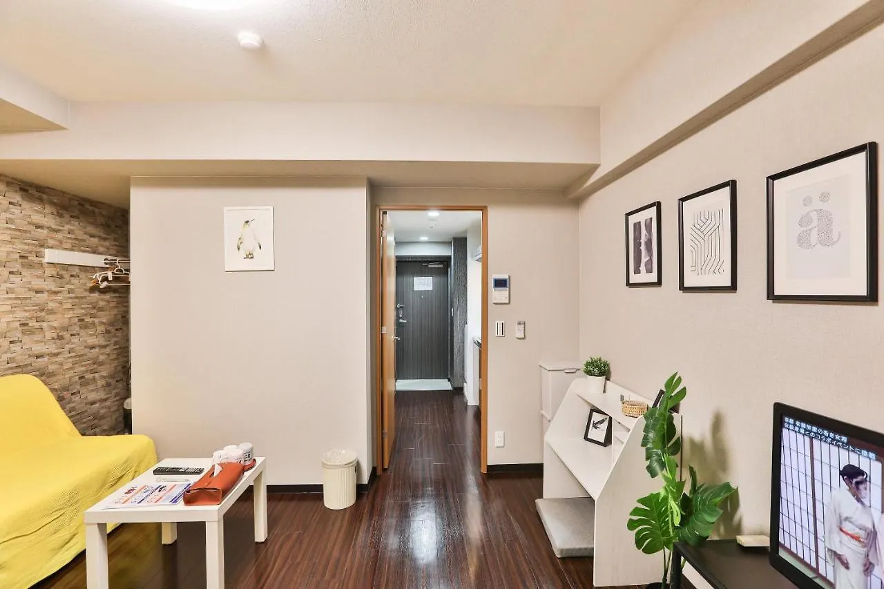 Apartment Tc House: Central Namba Oasis near Kuromon Market Osaka