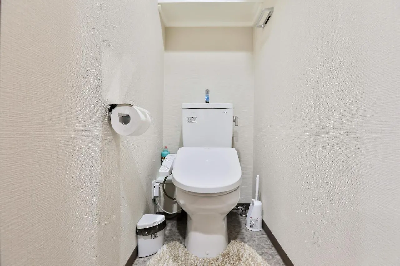Apartment Tc House: Central Namba Oasis near Kuromon Market Osaka
