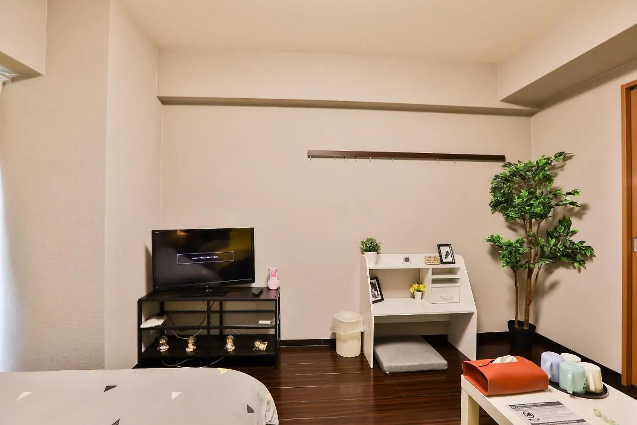 Tc House: Central Namba Oasis near Kuromon Market Osaka Apartment
