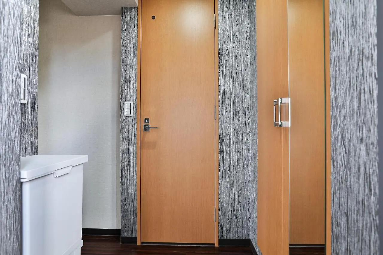 Tc House: Central Namba Oasis near Kuromon Market Osaka Apartment